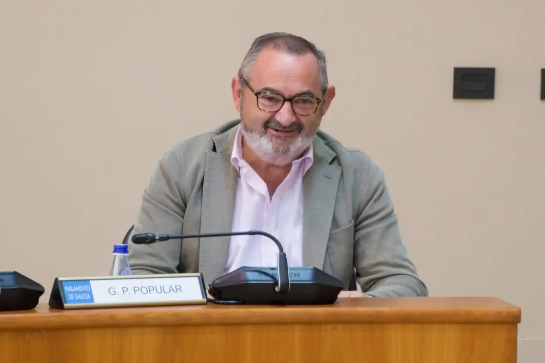 O Parlamento de Galicia pide ao Goberno central a reparación urxente da N-642.