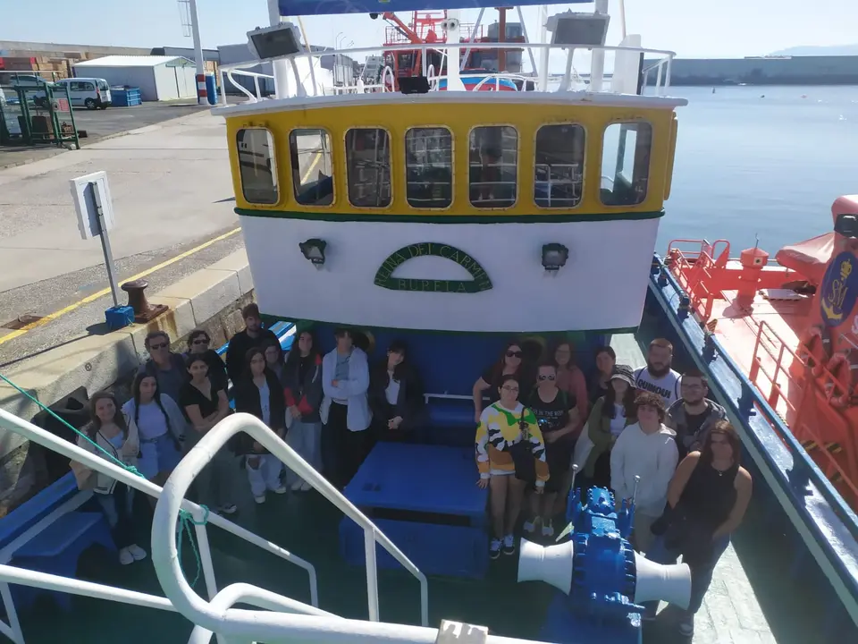 estudantes de Antropoloxía da USC visitan Burela