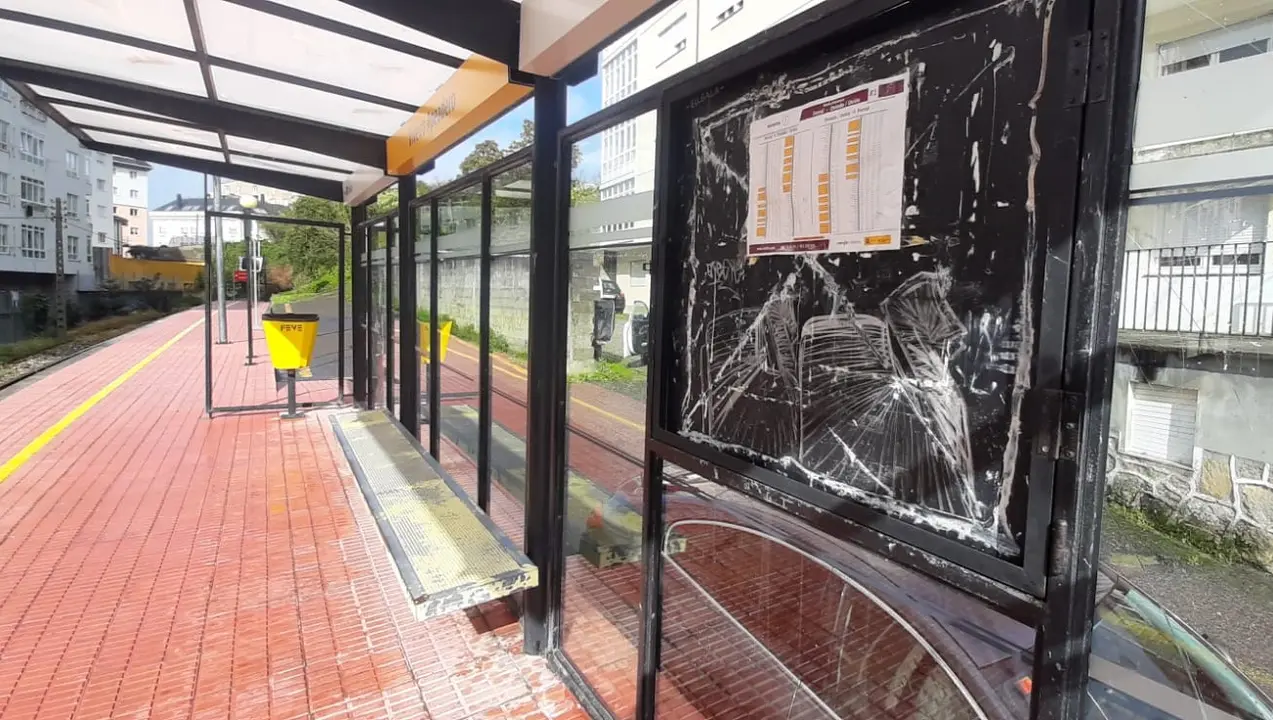 Apeadoiro de Pontelabrada no casco de Viveiro