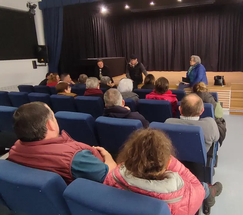 Xuntanza coas directivas asociaciones parroquiales alfoz