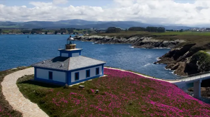 alojamiento faro isla pancha