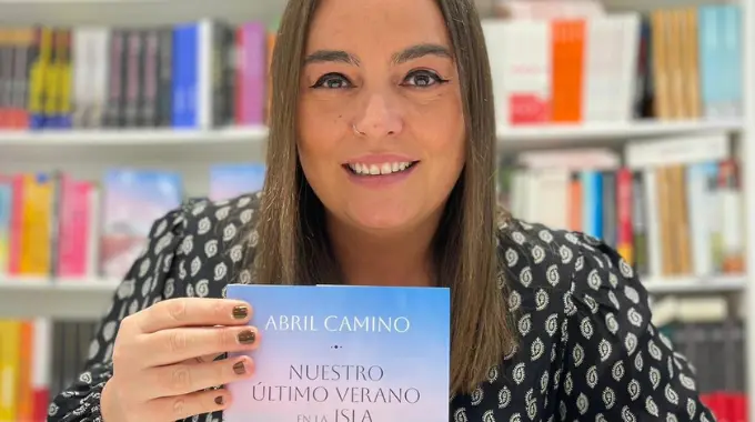 abril camino escritora