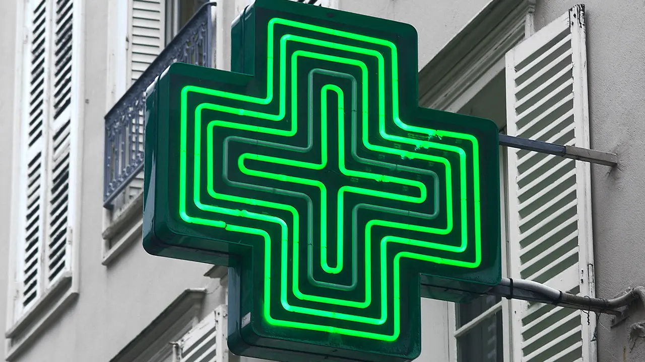 cruz_farmacia_1280
