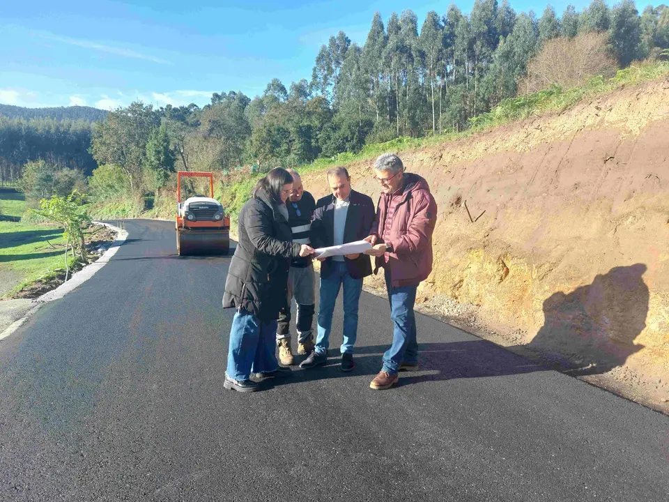 OBRA PAVIMENTACIÓN Y MEJORA SAN VICENTE VILELA. CONCELLO XOVE