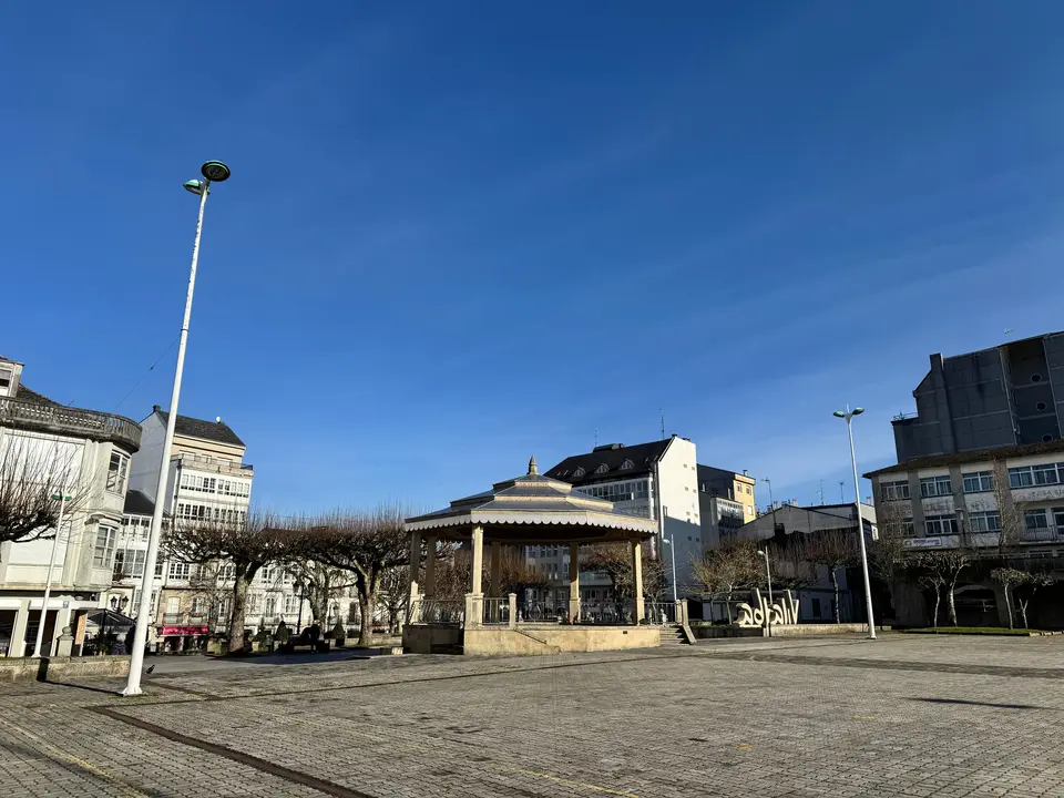 VILALBA_FAROLAS_PRAZA_CONSTITUCION