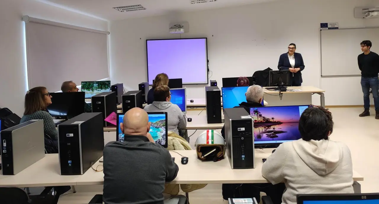 Alumnos sénior de la UNED de Lugo
