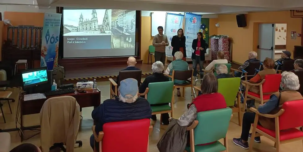Conferencia de patrimonio histórico para mayores organizada por la UNED