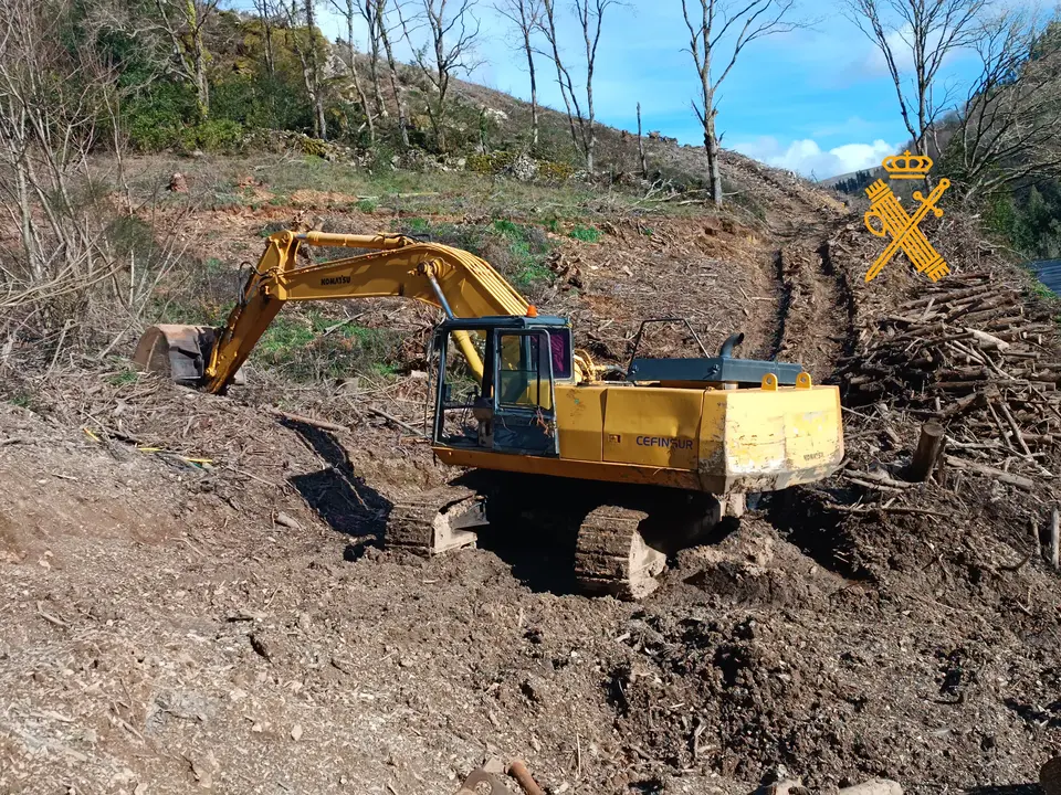Martillo hidráulico sustraído de las obras de la A-6 en Baralla
