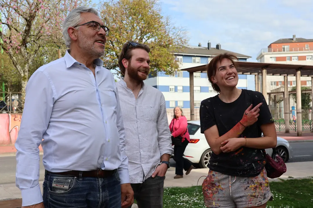 Fernández y Bustos, con Raquel Coba