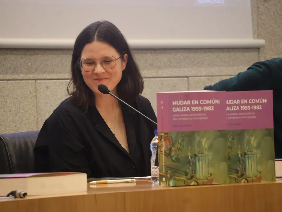 Alba Díaz Geada presentó «Mudar en común: Galiza 1959-1982»