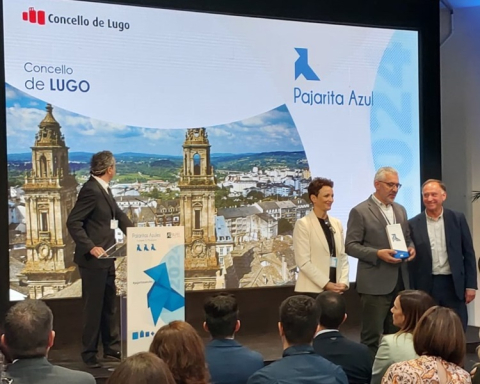 Miguel Fernández, durante la ceremonia de entrega del premio Pajarita Azul