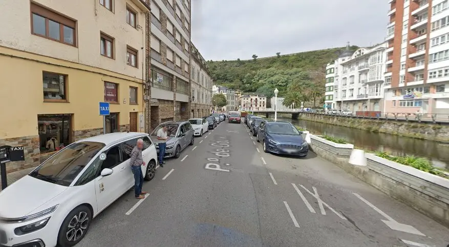 Parada de taxi en Luarca
