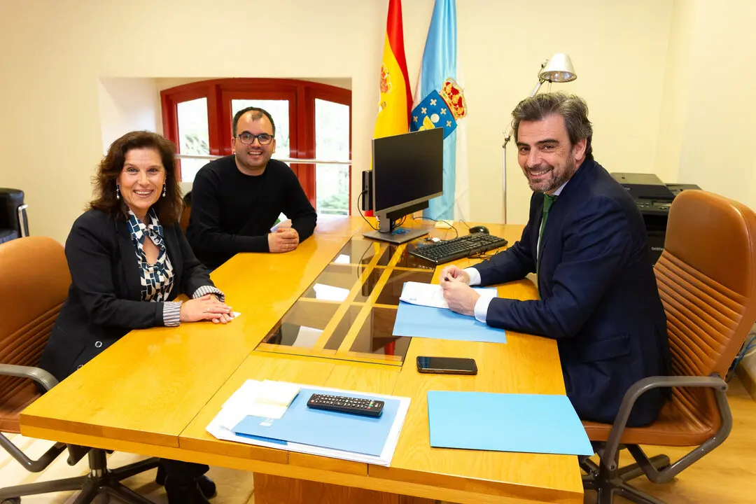 20250502ReunionAlcaldesaViveiro (5)