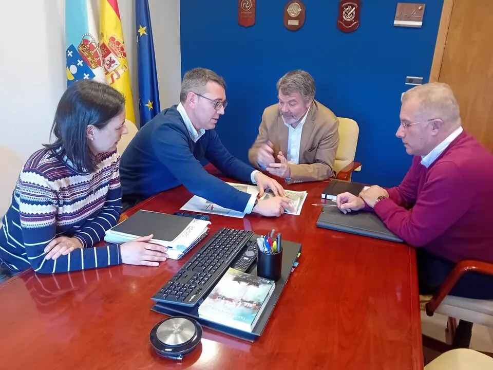 140525 Foto xuntanza Ribadeo con Portos de Galicia