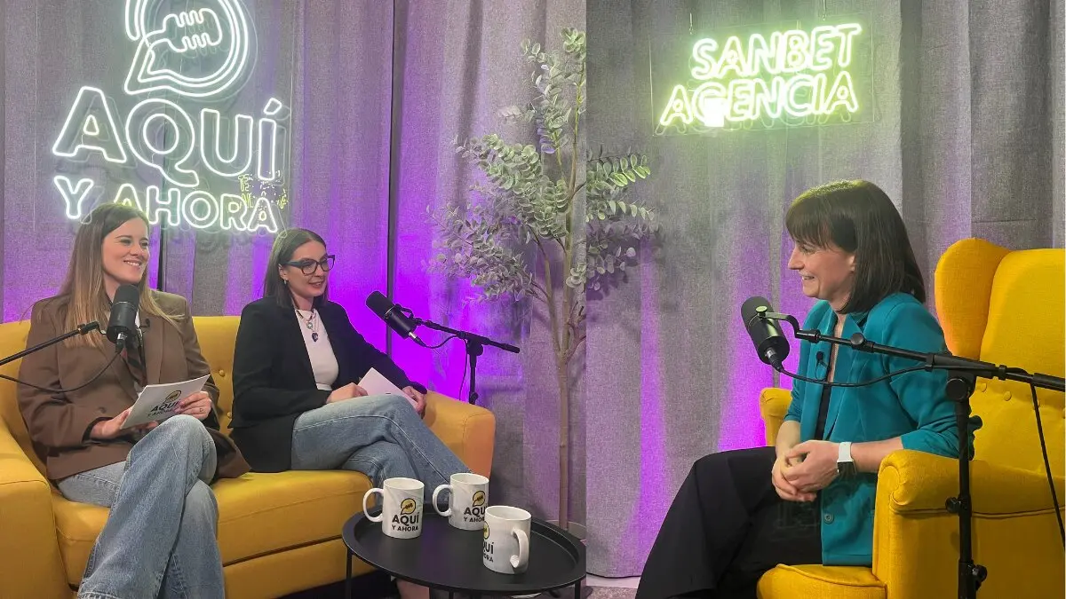 Ana Ermida Aquí y Ahora
