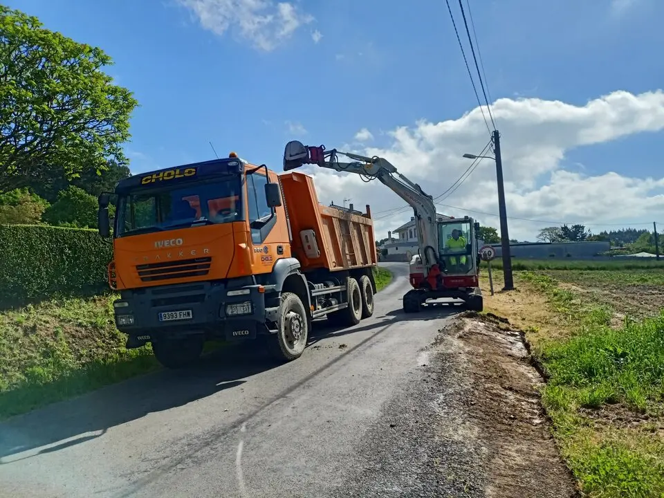260525 Obras na LU-P-1702