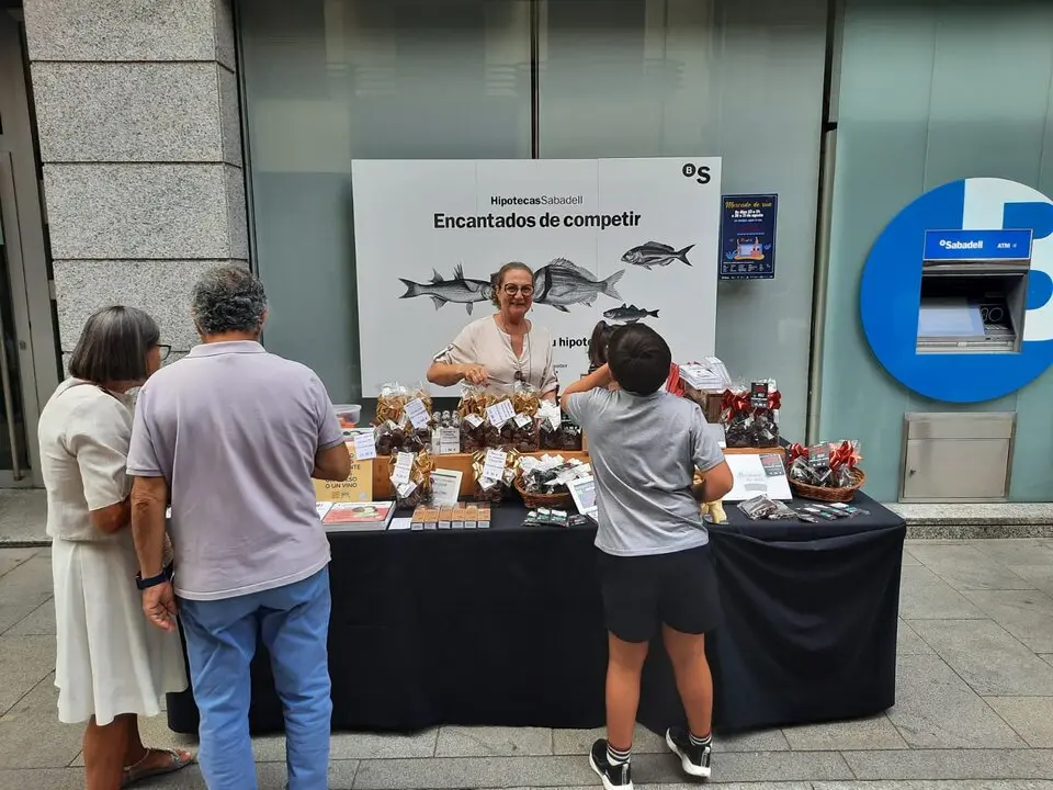 249825 Foto Mercado de R&uacute;a Ribadeo