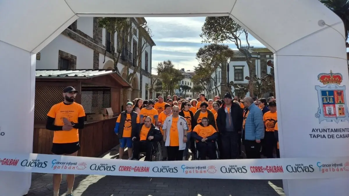 Marcha solidaria organizada por la Asociaci&oacute;n Galban. Imagen de las redes de la Asociaci&oacute;n Fraternidad (2) (2)