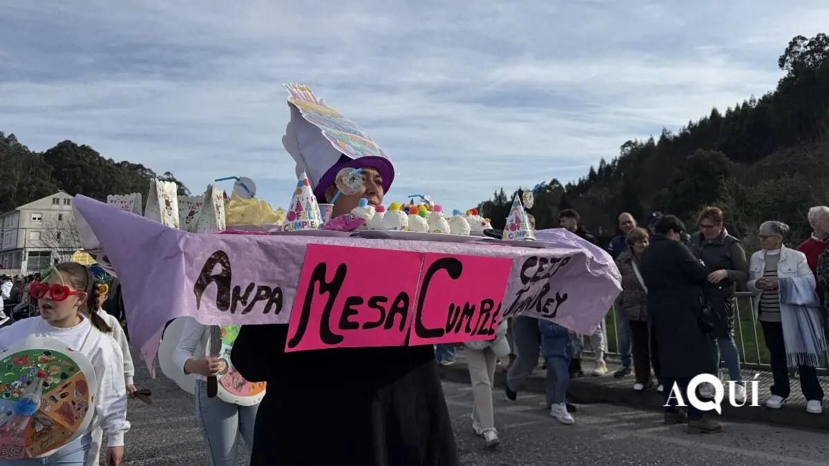 Desfile de Entroido de Lourenz&aacute;