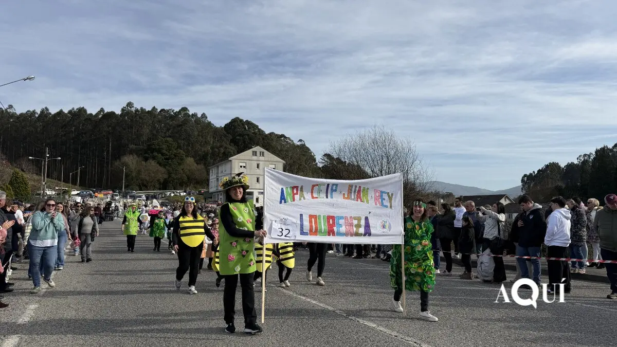 Desfile de Entroido de Lourenz&aacute;