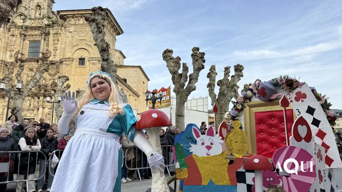 Desfile de Entroido de Lourenz&aacute;
