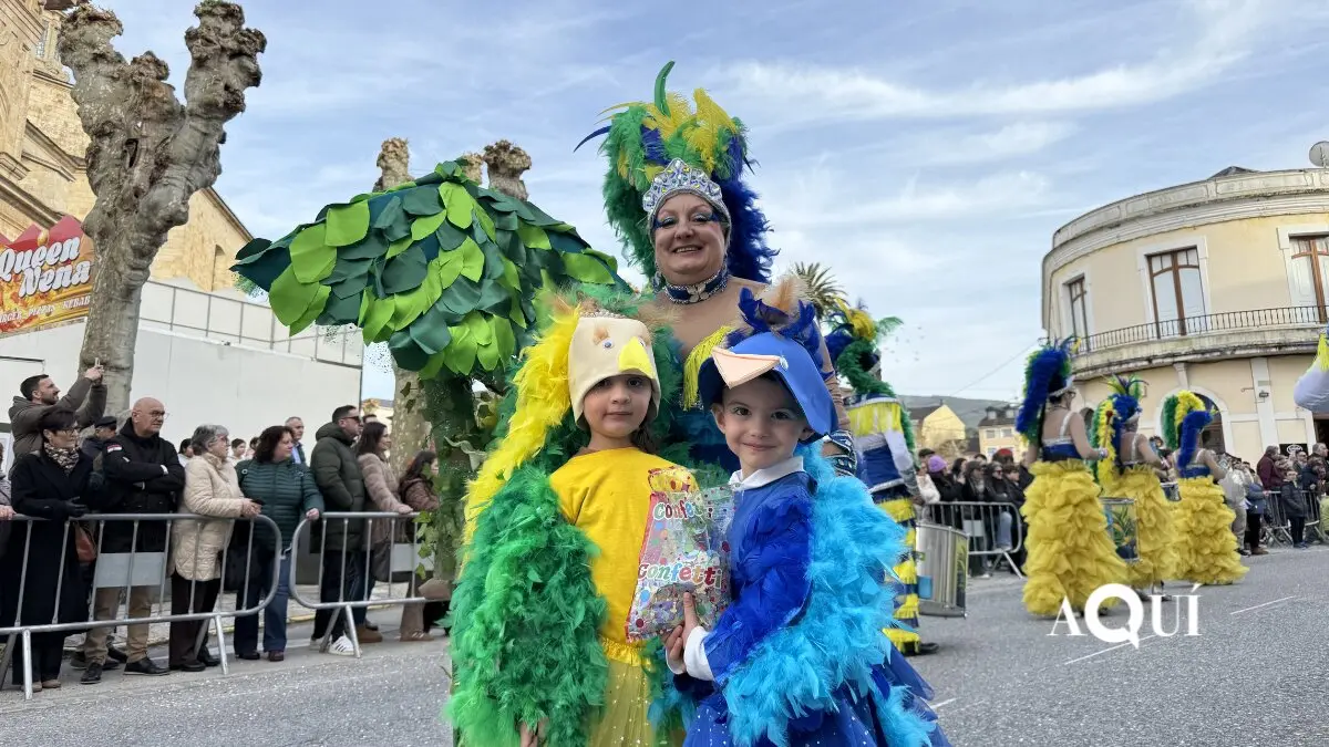 Desfile de Entroido de Lourenz&aacute;