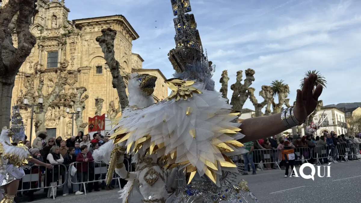 Desfile de Entroido de Lourenz&aacute;