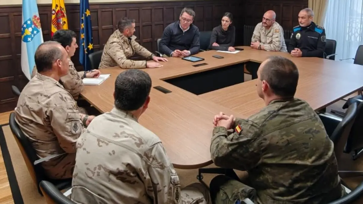 Ribadeo xuntanza militares