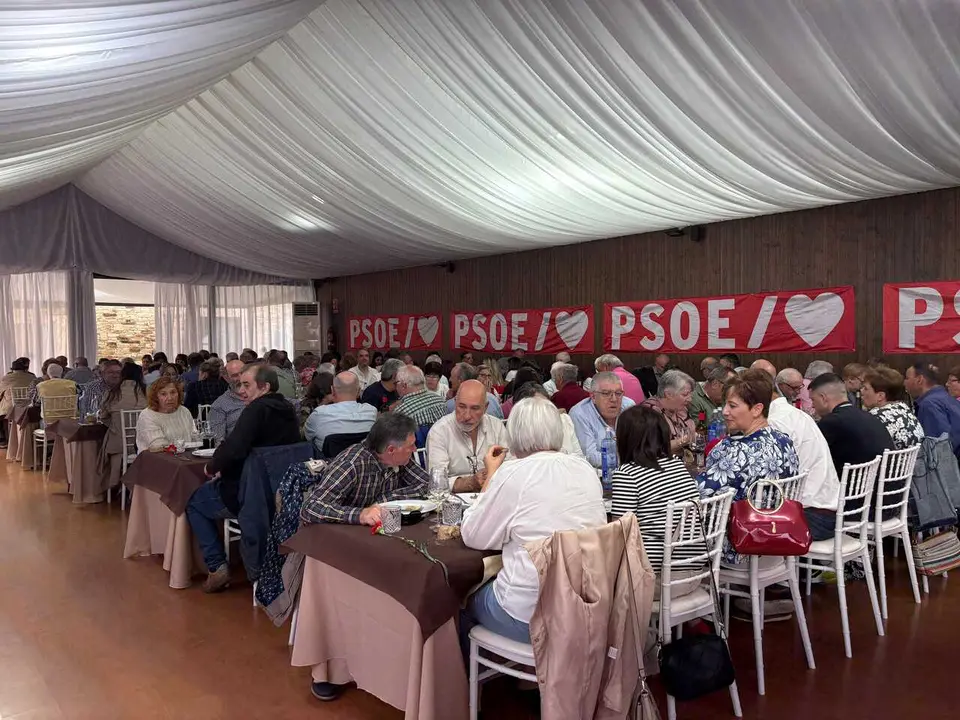 Psoe Foz 1 de maio comida dos traballadores