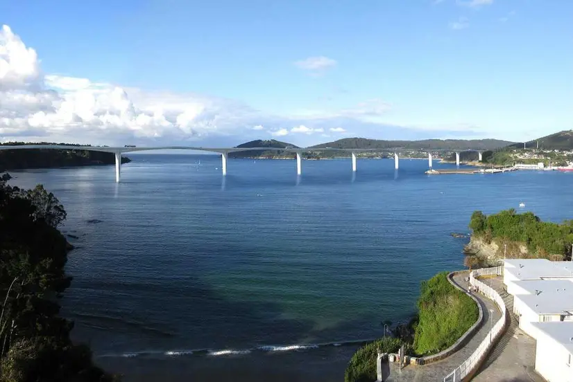 291225 A PONTE PANTASMA DA XUNTA EN VIVEIRO (ARTIGO DE FRAN CAJOTO)