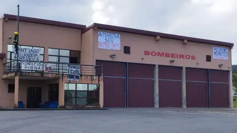 Os bombeiros do parque de Barreiros responden ao comunicado da Deputaci&oacute;n