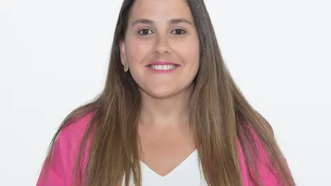 A CONCELLEIRA FOCEGA ELENA MART&Iacute;NEZ PENA. UNED