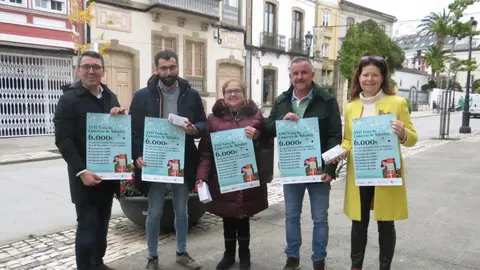 281123 Foto presentacion Festa Comercio Acisa
