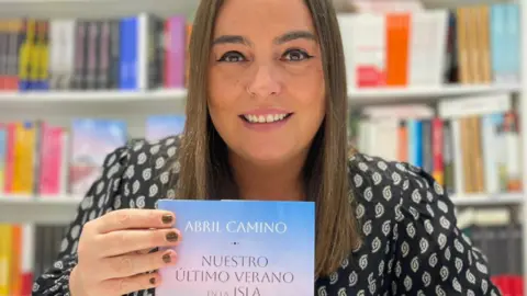 abril camino escritora