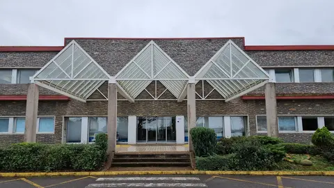 hospital de jarrio autor: Josep Xabier Diaz Boiria Facebook