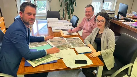 O ALCALDE DE FOZ COA SUBDIRECTORA GENERAL DE CONSERVACI&Oacute;N DE CARRETERAS