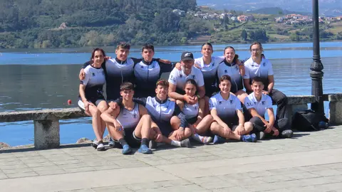 Equipo Club Remeros del Eo.