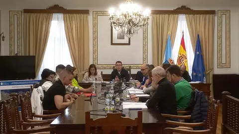 170424 Foto pleno Ribadeo