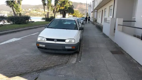 VIVEIRO 12 XU&Ntilde;O Veh&iacute;culos abandonados