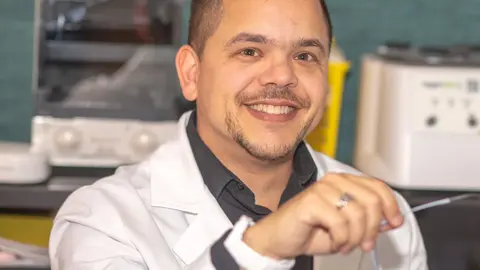 Pedro Herna&igrave;ndez_me&igrave;dico este&igrave;tico