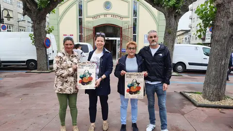 270624 Foto presentaci&oacute;n Mercado Domingos Ribadeo