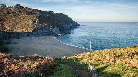 playa-arnielles coa&ntilde;a