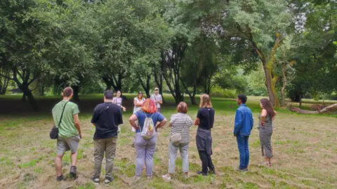 Jornadas de divulgaci&oacute;n ambiental de la UNED Lugo con Raiolas