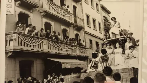 Antigua carroza de plata en Vegadeo.