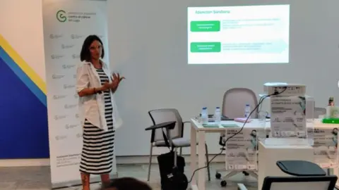 Asociaci&oacute;n Contra el C&aacute;ncer en Mondo&ntilde;edo