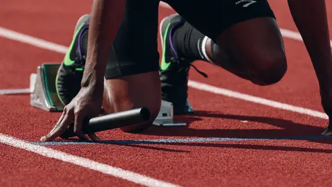 Atletismo, deporte, salida desde tacos.