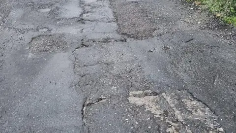 FOTO Avenida de Santiago en Covas (2)