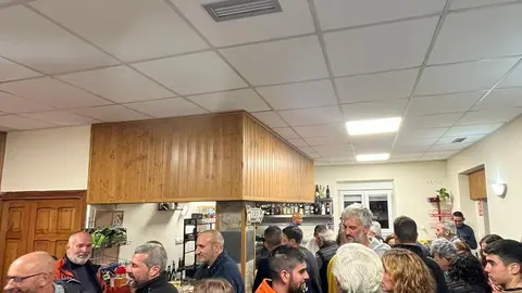 Inauguraci&oacute;n del Mes&oacute;n Monjard&iacute;n en San Mart&iacute;n de Oscos