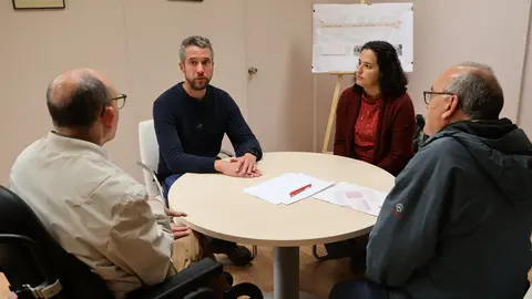 Reuni&oacute;n de Rub&eacute;n Arroxo con representantes de Cogami