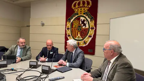 Reuni&oacute;n senadores PP Lugo e presidente C&aacute;mara Comercio